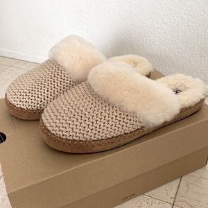 Women’s UGG Aria Knit (Cream) Scuff Slippers